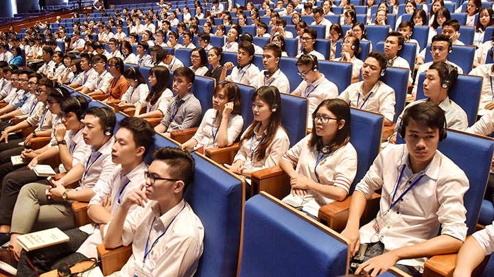 Đông đảo sinh viên quan tâm đến dự sự kiện. Ảnh: Giang Huy.