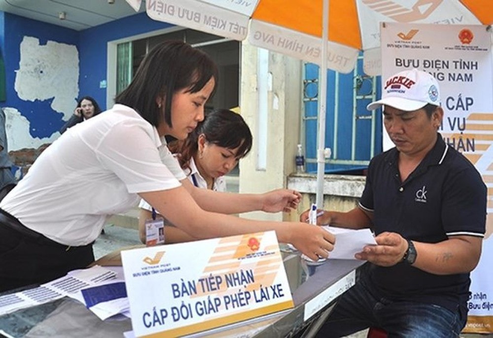 Phó Thủ tướng Trương Hòa Bình yêu cầu siết chặt quy định về cấp lại giấy phép lái xe ô tô. Ảnh: internet