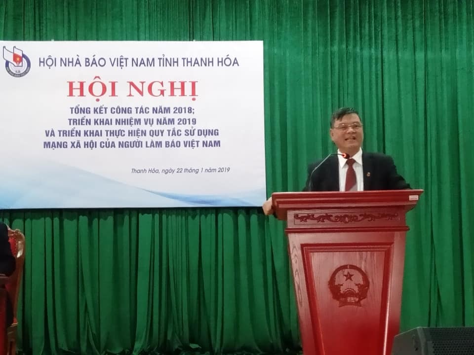 Đồng chí Phan Hữu Minh phổ biến Quy tắc sử dụng mạng xã hội của người làm báo Việt Nam