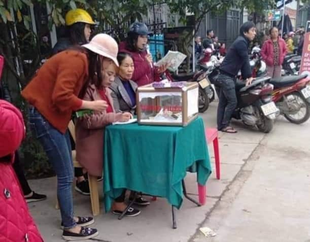 Quỹ từ thiện kêu gọi người dân ủng hộ 3 gia đình bị cháy nhà nhằm an ủi, động viên phần nào