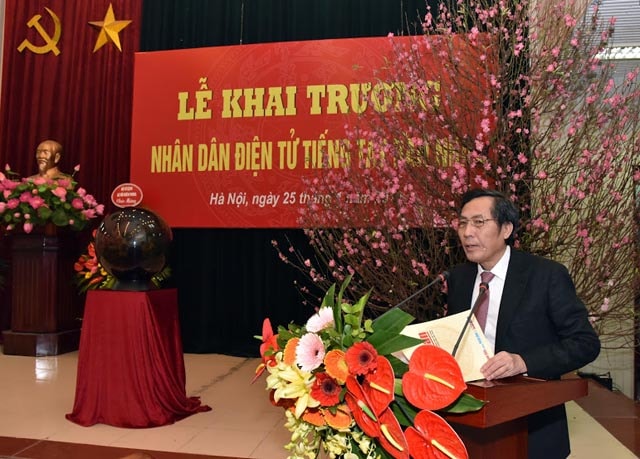 Đồng chí Tổng Biên tập Báo Nhân Dân Thuận Hữu phát biểu tại lễ khai trương