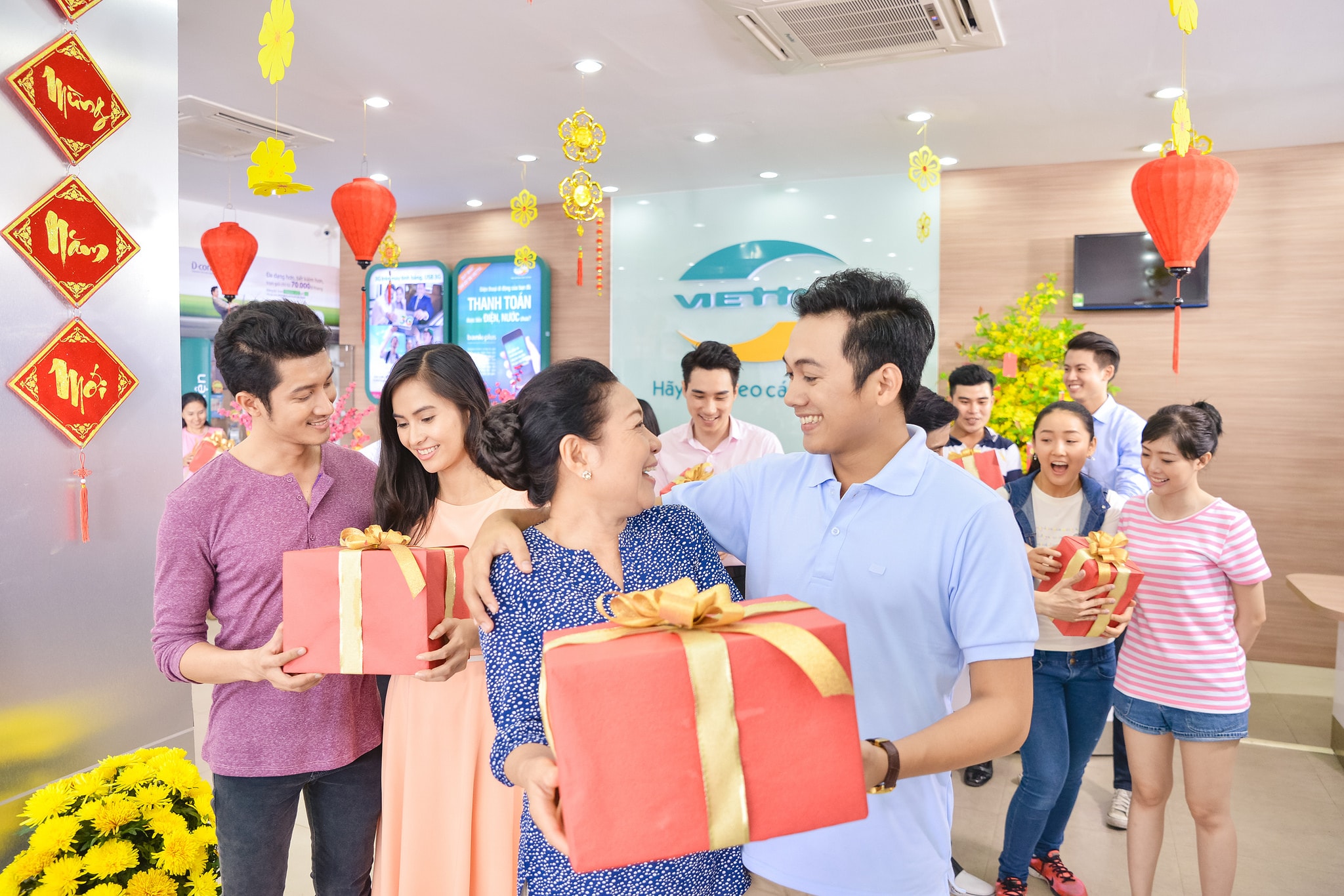 tro choi san Heo vang may man Tet cung Viettel (2)