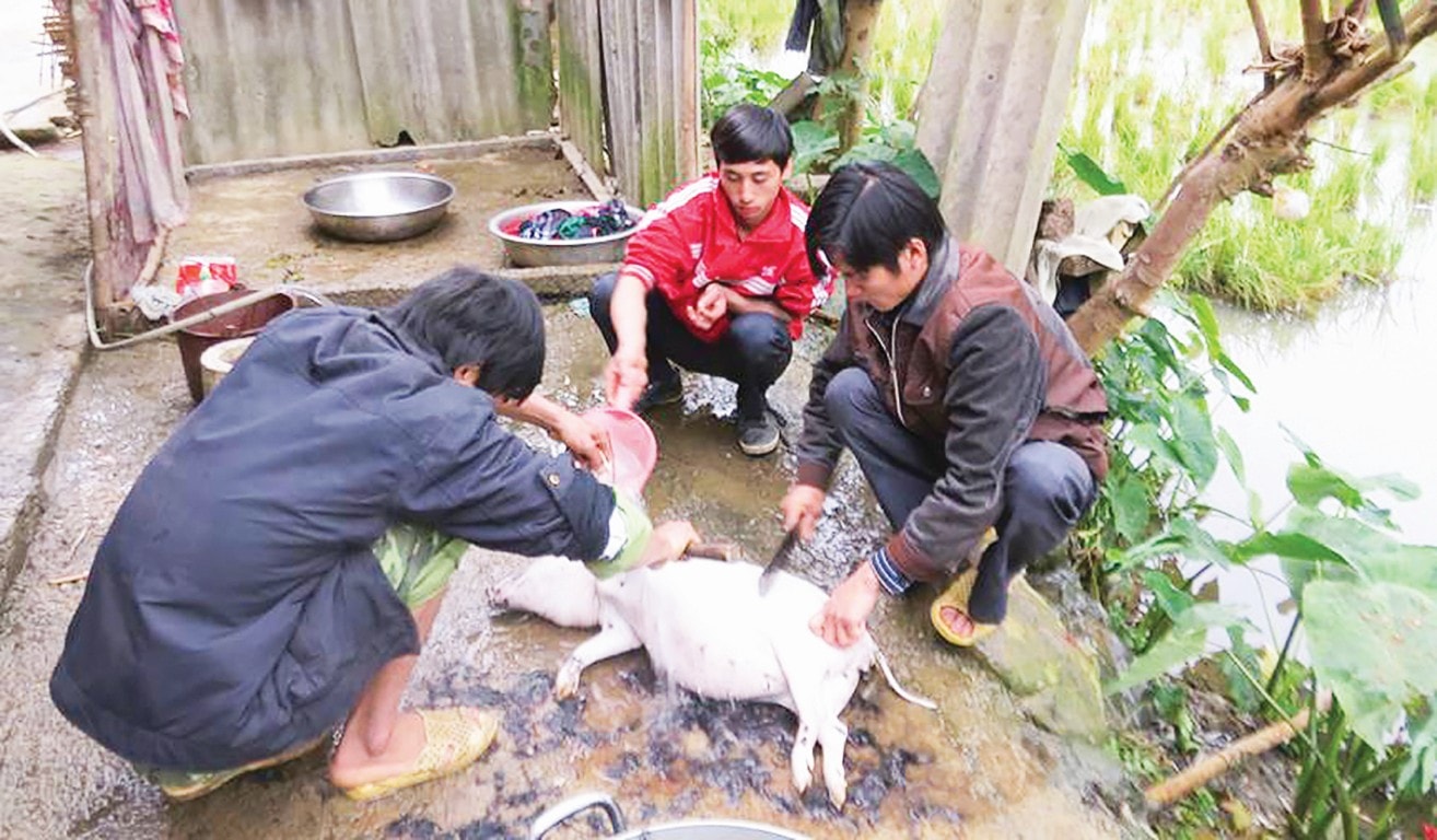 Thịt lợn – Món ăn không thể thiếu trong nhữngngày lễ trọng của người Thủy.