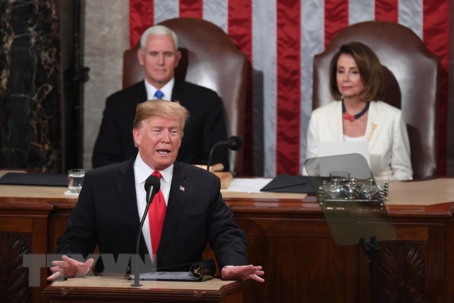 Đúng 9 giờ tối ngày 5/2 theo giờ địa phương, Tổng thống Mỹ Donald Trump đã đọc Thông điệp Liên bang lần thứ hai của mình. (Nguồn: AFP/TTXVN)