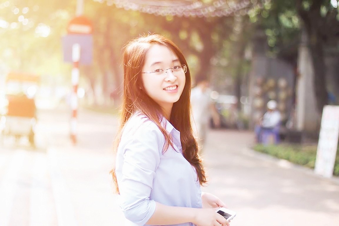 Phóng viên Quỳnh Hoa – báo Nhân Dân