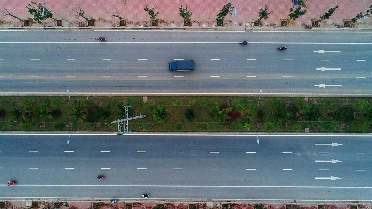 Tuyến đường có mặt cắt ngang 40 m, gồm 4 làn xe, tốc độ thiết kế 60 km mỗi giờ. Ảnh: TL