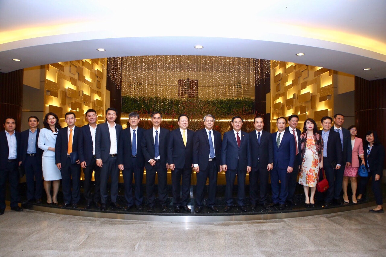 Phó Thủ tướng Vương Đình Huệ đến thăm và làm việc tại VNPT đầu xuân