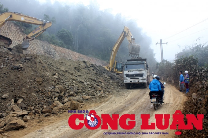 Việc đổ thải không đúng quy định đang gây bức xúc cho người dân