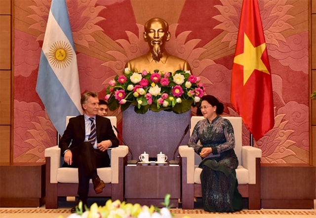 Chủ tịch Quốc hội Nguyễn Thị Kim Ngân hội kiến Tổng thống Mauricio Macri. Ảnh: daibieunhandan.vn