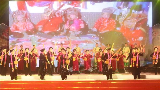 Một tiết mục nghệ thuật trong lễ khai mạc. Ảnh: TTXVN