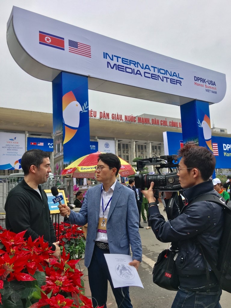 Phóng viên tác nghiệp tại sự kiện