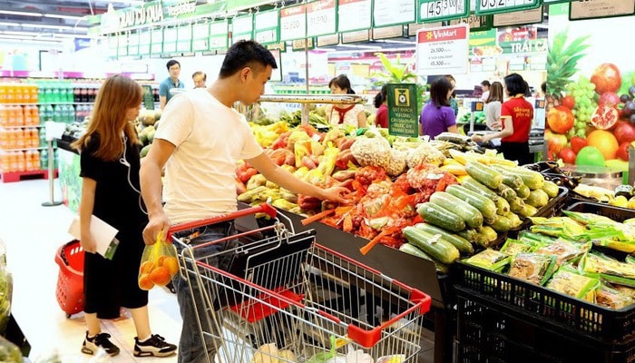 Trong tháng 2, nhóm hàng ăn và dịch vụ ăn uống tăng cao nhất với 1,73% (Ảnh minh họa)