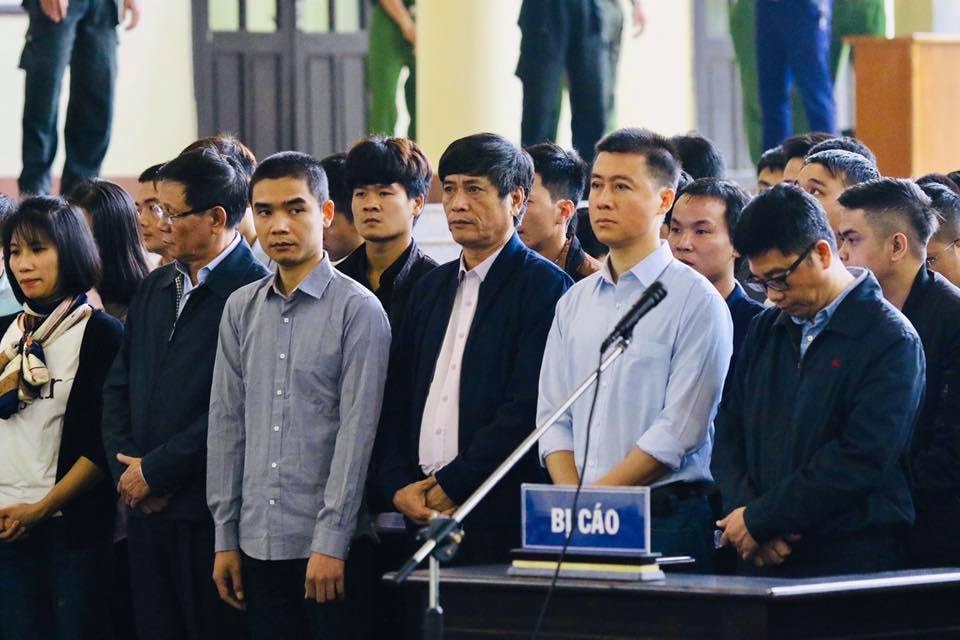 Các bị cáo trong đường dây đánh bạc nghìn tỷ ở Phú Thọ.