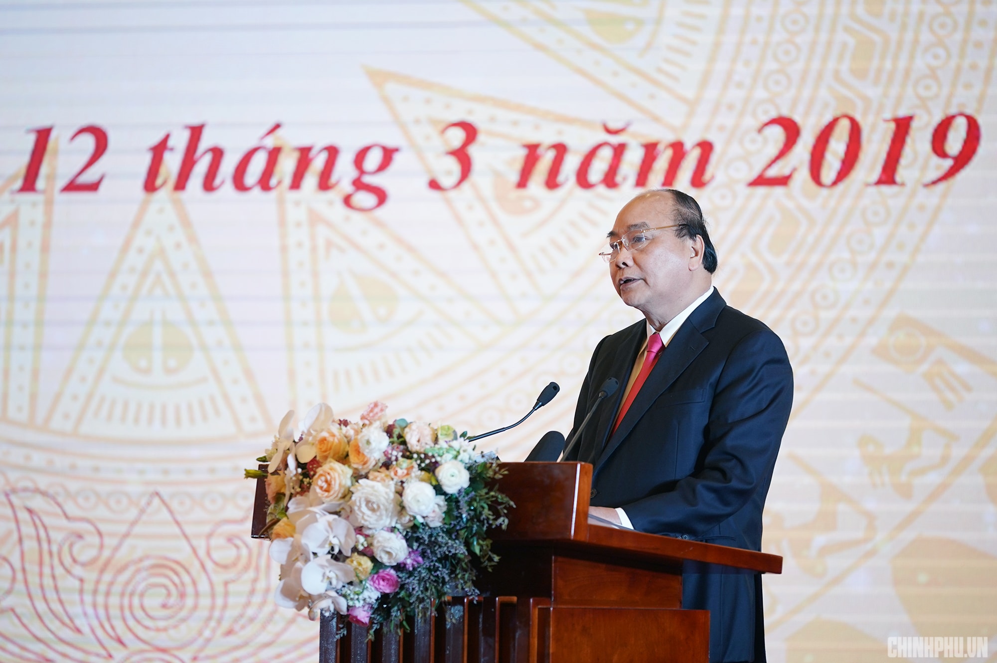Thủ tướng Chính phủ Nguyễn Xuân Phúc phát biểu tại Lễ khai trương Trục liên thông văn bản quốc gia. Ảnh VGP