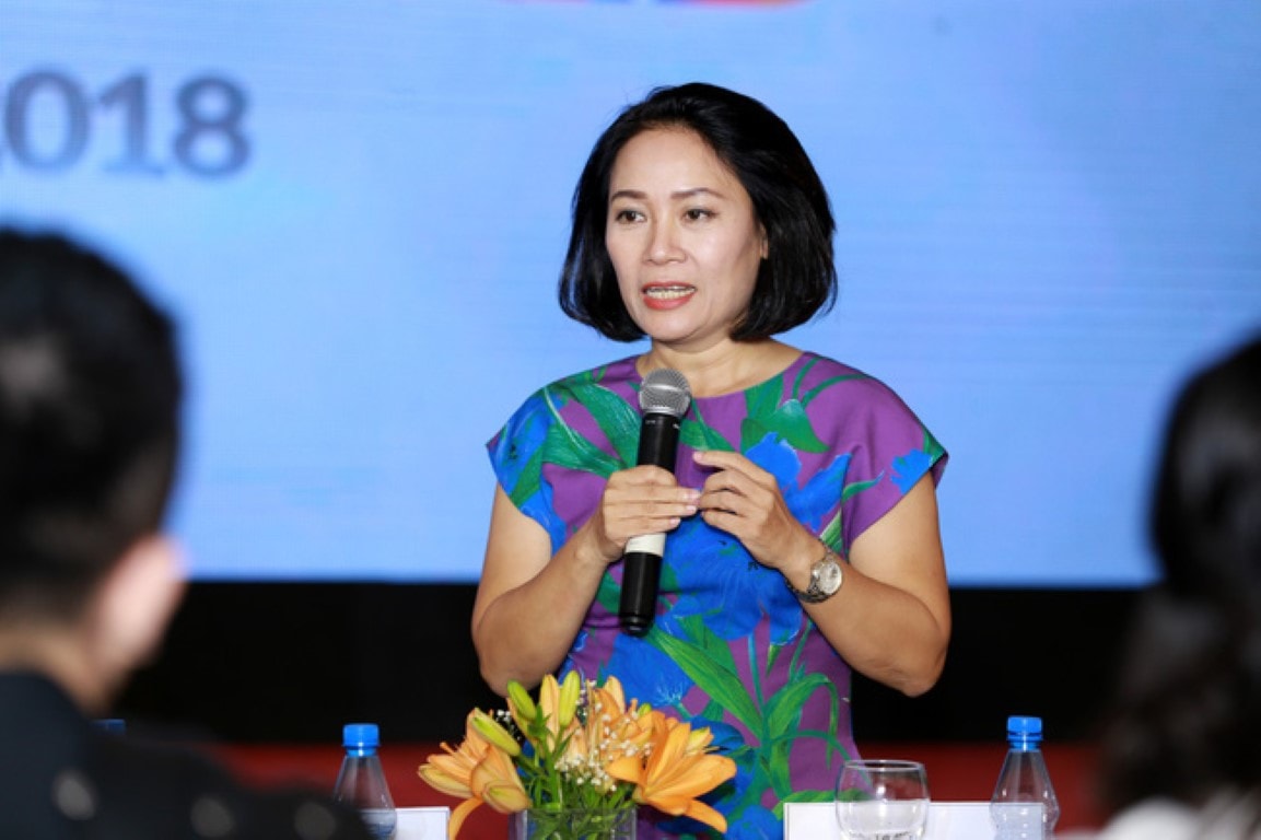 Nhà báo Tạ Bích Loan.