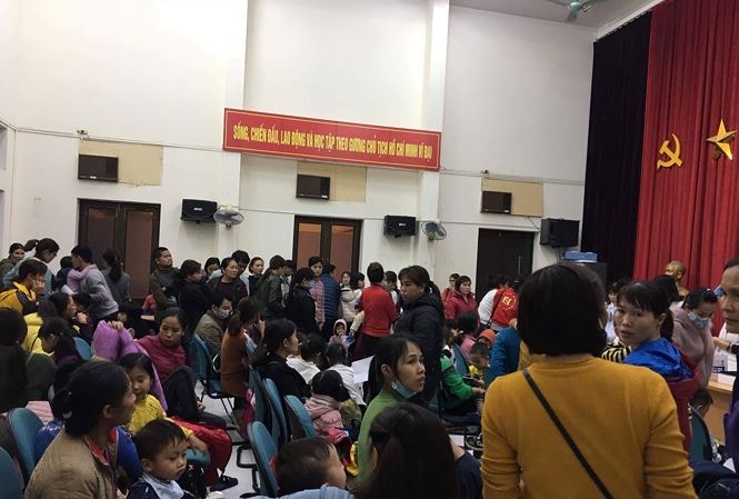 Tính đến tối 17/3, số bệnh nhân nhỏ tuổi nhiễm sán lợn tại Bắc Ninh là 209 trẻ. Ảnh: TL