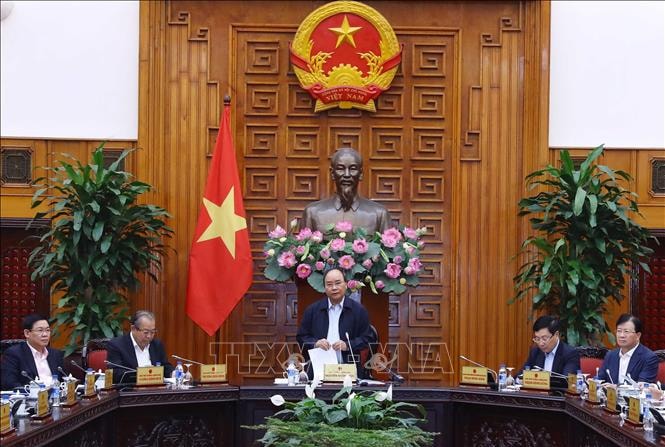 Thủ tướng Nguyễn Xuân Phúc phát biểu tại cuộc họp. Ảnh: TTXVN
