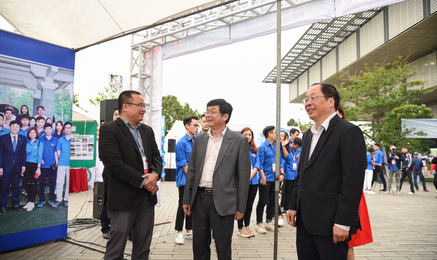 Hội trại năm nay nhận được sự hài lòng hiện lên rất rõ từ nét mặt của các đồng chí lãnh đạo