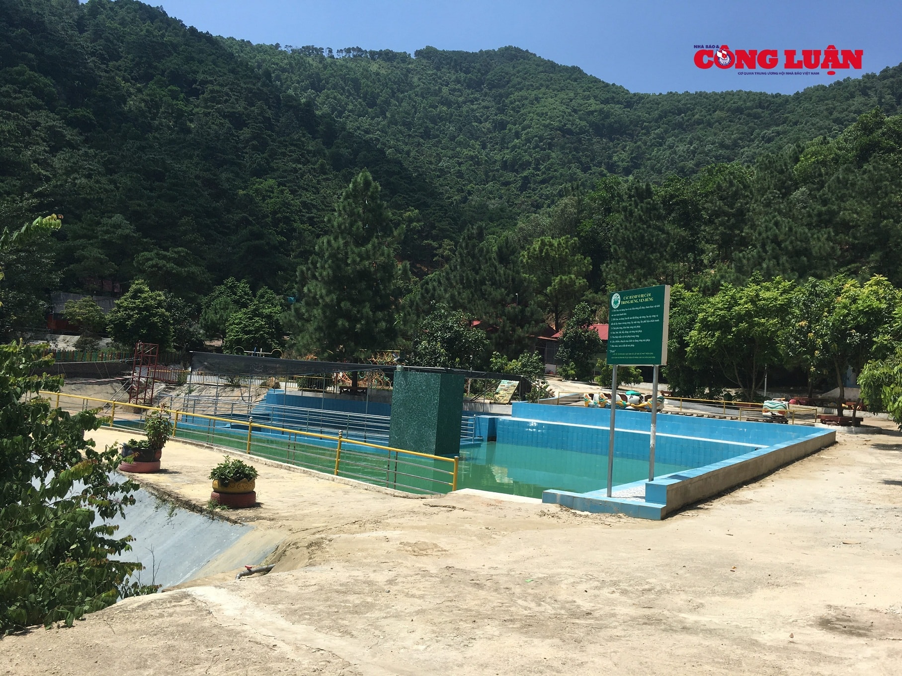 Bên cạnh đó là khu sinh thái Thiên Phú Lâm hoạt động trái phép nhiều năm qua tại thôn Lâm Trường, xã Minh Phú.