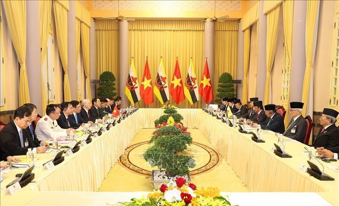 Tổng Bí thư, Chủ tịch nước Nguyễn Phú Trọng và Quốc vương Brunei Hassanal Bolkiah hội đàm chính thức. Ảnh: TTXVN