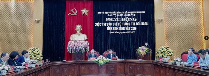 Toàn cảnh hội nghị.