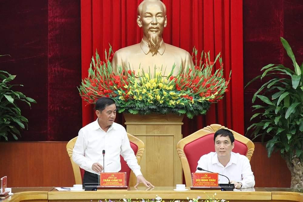 Đồng chí Trần Cẩm Tú - Bí thư Trung ương Đảng, Chủ nhiệm Ủy ban Kiểm tra Trung ương phát biểu.