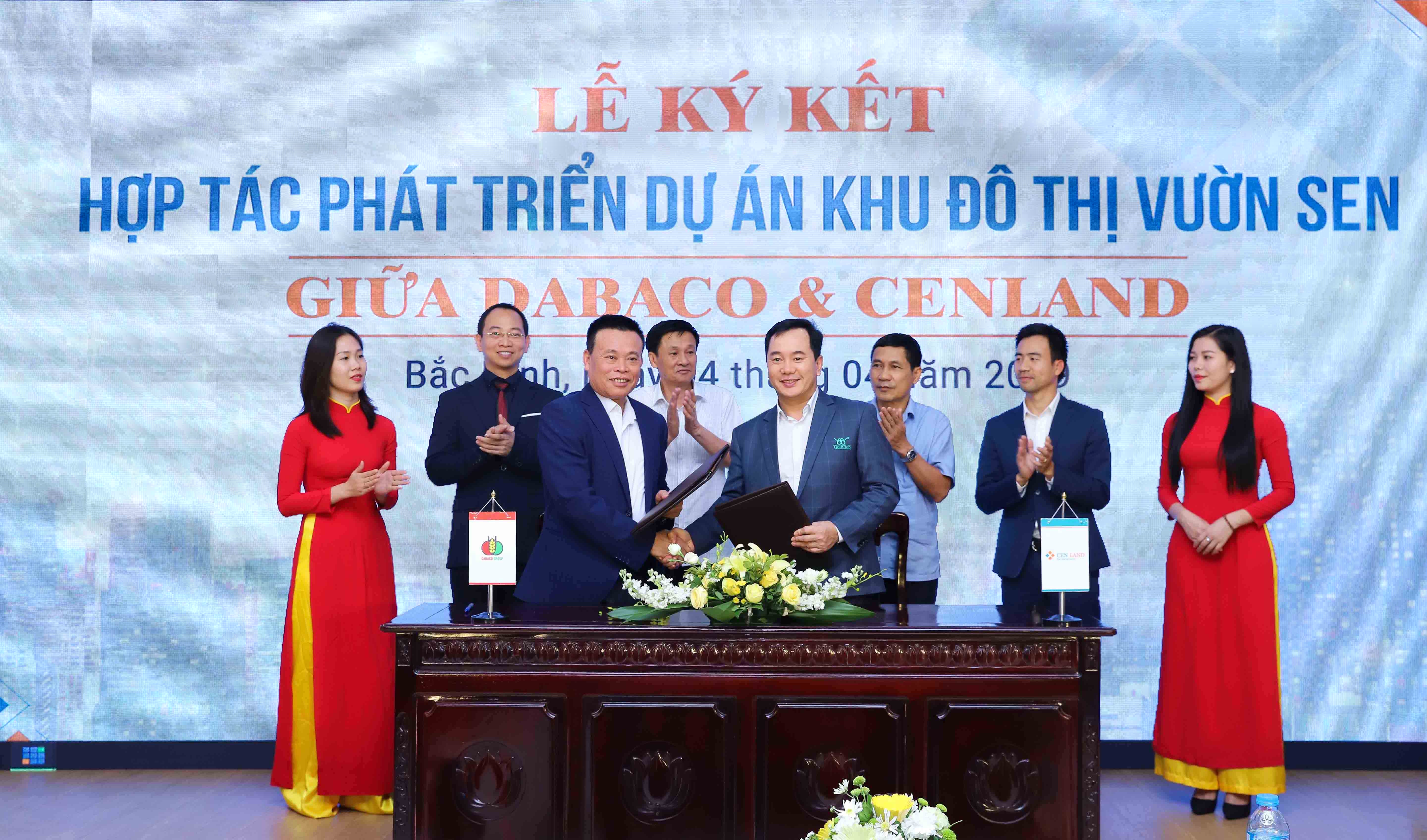 Đại diện DabacoGroup và CenLand ký kết hợp tác phát triển