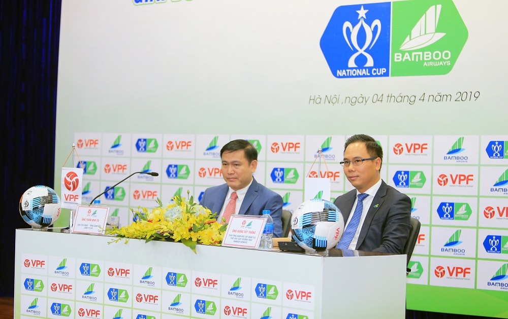 Phó Chủ tịch Thường trực Bamboo Airways - Ông Đặng Tất Thắng (phải) và Chủ tịch, TGĐ Công ty VPF - Ông Trần Anh Tú (trái).