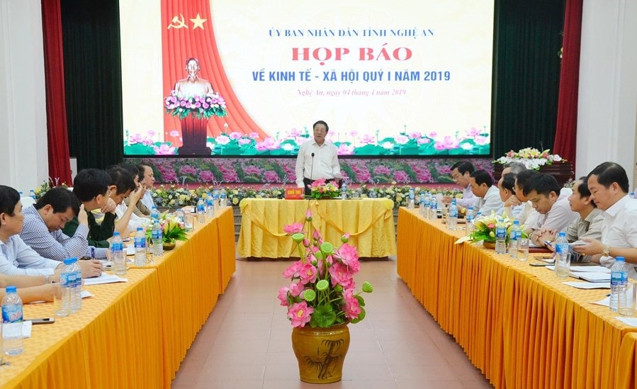 Toàn cảnh buổi họp báo về kinh tế - xã hội quý I/2019 ở Nghệ An