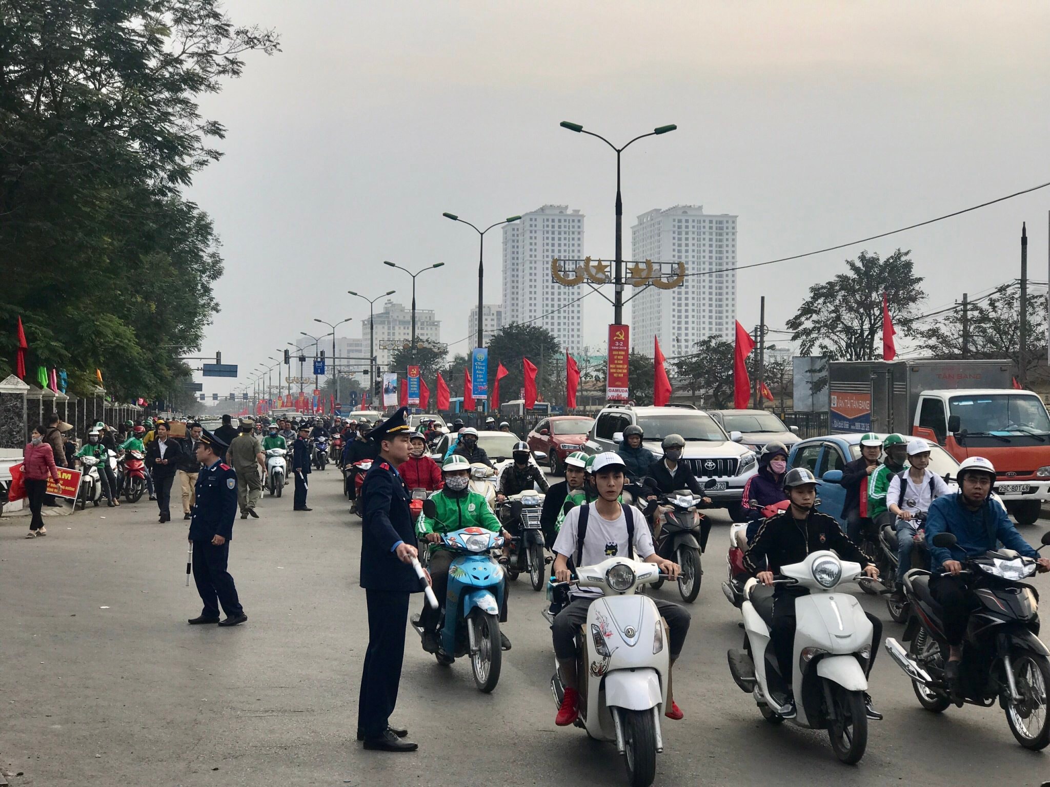 Bảo đảm trật tự, an toàn giao thông trong dịp nghỉ Lễ giỗ Tổ Hùng Vương và 30/4, 1/5 (Ảnh TL)