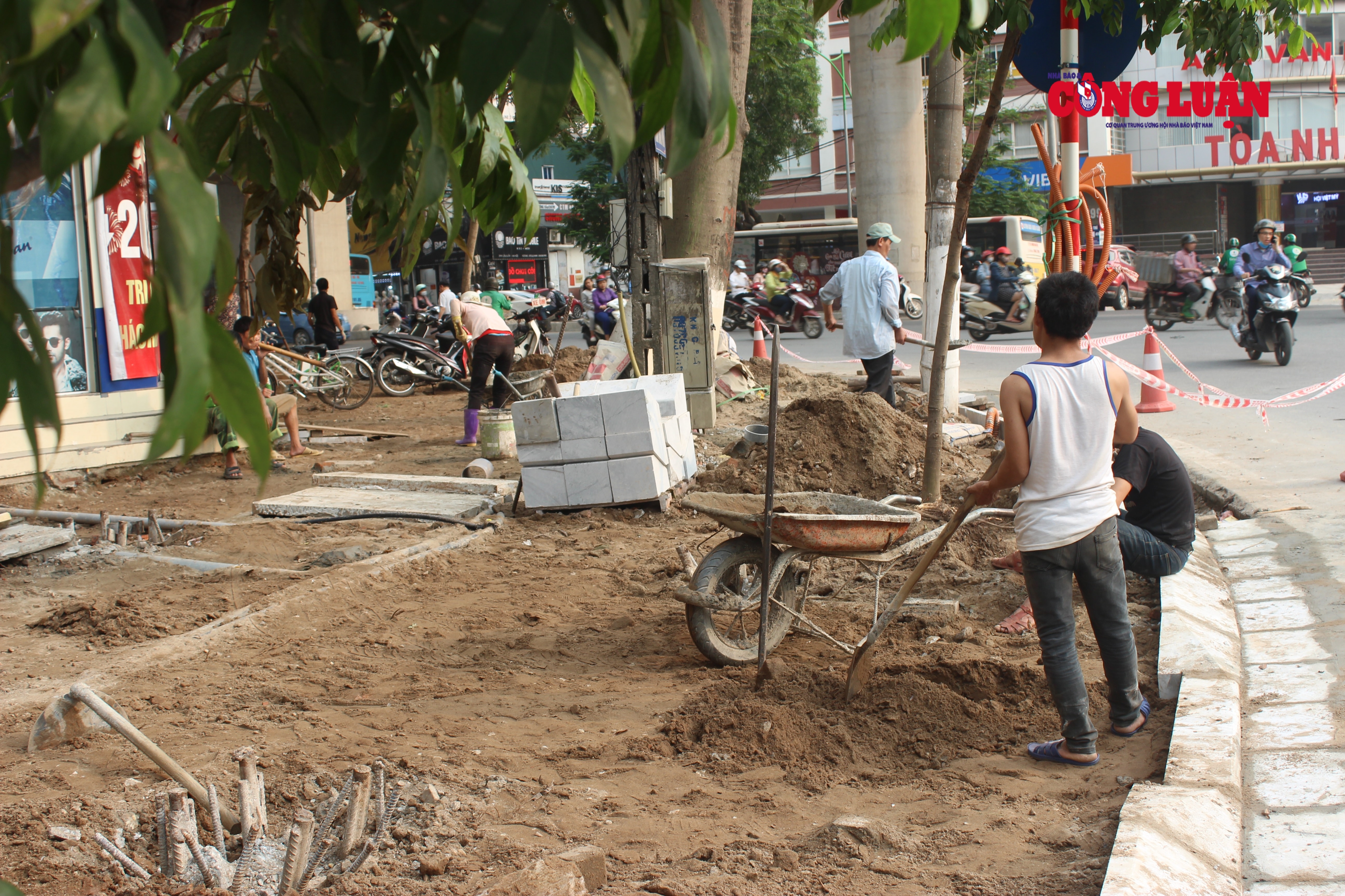 Hà Nội sẽ cải tạo lại vỉa hè gần 300 tuyến phố