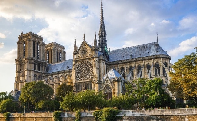 nha-tho-duc-ba-paris