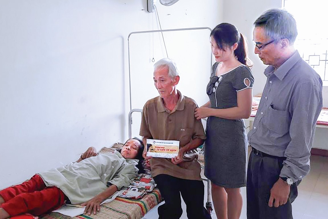 Chủ tịch HNB Quảng Ngãi Hà Minh Đích đại diện Ban Dự án 