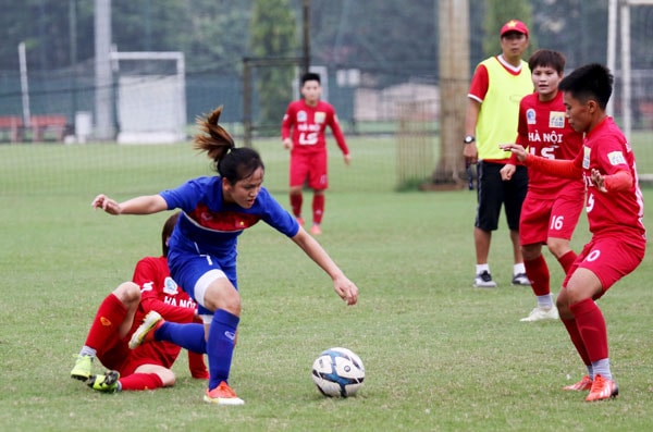Đội hình của ĐT U19 nữ Việt Nam sẽ được hoàn thiện và nâng cao thể lực trước thềm vòng loại 2 giải U19 Châu Á. Ảnh: VFF