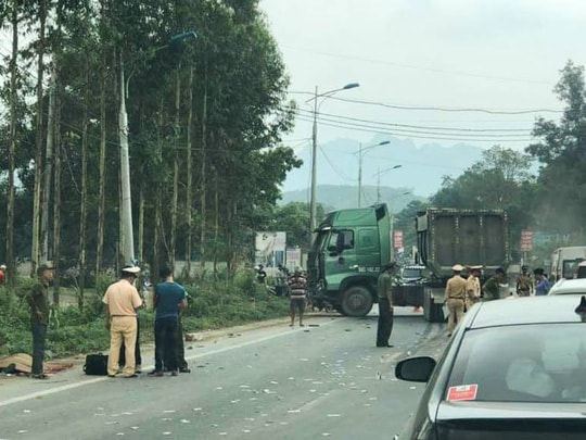 Hiện trường vụ tai nạn giao thông nghiêm trọng tại huyện Hữu Lũng (Lạng Sơn) (Ảnh TL)