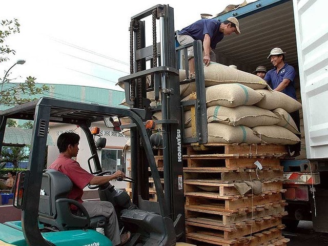 Xuất khẩu cà phê trong tháng 3/2019 tăng mạnh trở lại gần 40% cả về lượng và kim ngạch. (Ảnh TL)
