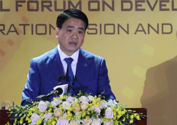 Chủ tịch thành phố Hà Nội Nguyễn Đức Chung phát biểu tại Diễn đàn Quốc gia phát triển doanh nghiệp Công nghệ Việt Nam. Ảnh: vnexpress.net