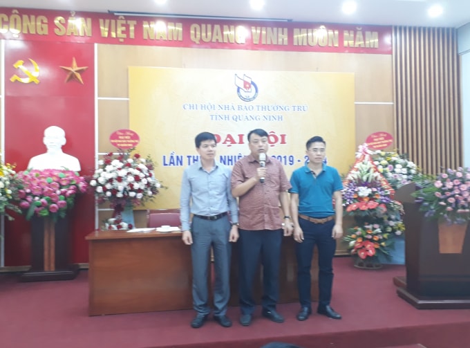 Ban Thư ký Chi hội Nhà báo thường trú tại Quảng Ninh, nhiệm kỳ 2019 - 2024 ra mắt Đại hội.