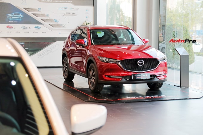 Mazda CX-5 Màu đỏ Soul Red Crystal. Ảnh: AutoPro
