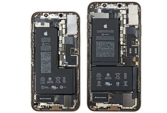 Bên trong một chiếc iPhone. Ảnh minh họa.