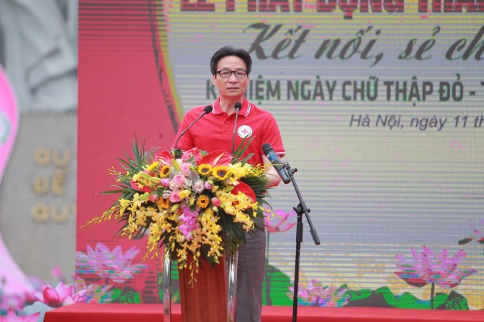 Phó Thủ tướng Vũ Đức Đam phát biểu tại buổi lễ.