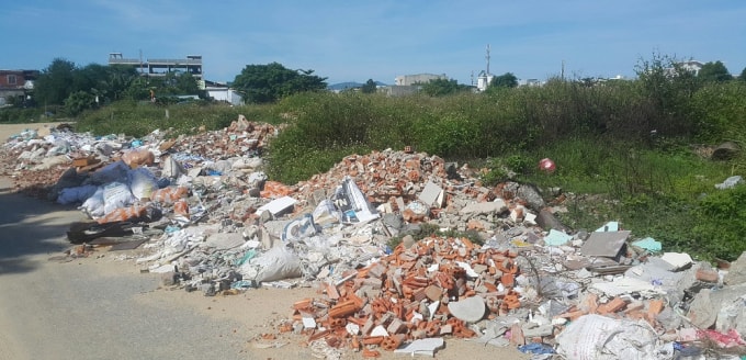Phương án sử dụng đất doanh nghiệp đề xuất chưa phù hợp với quy hoạch, mục đích sử dụng đất thì bị thu hồi và đấu giá công khai. Ảnh: internet