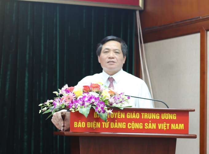 Ông Trần Doãn Tiến, Tổng Biên tập Báo điện tử Đảng Cộng sản Việt Nam phát biểu tại buổi Lễ. Ảnh: Nguyệt Hồ.