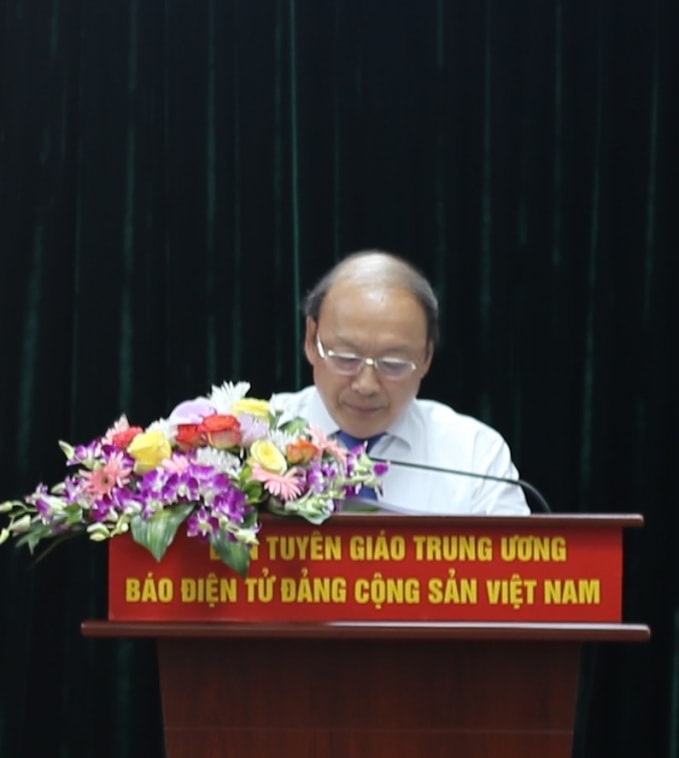 Ông Võ Văn Phuông, Ủy viên Trung ương Đảng, Phó Trưởng ban Thường trực Ban Tuyên giáo Trung ương, Trưởng Ban Chỉ đạo Trang Thông tin điện tử Hồ Chí Minh phát biểu chỉ đạo. Ảnh: Nguyệt Hồ.