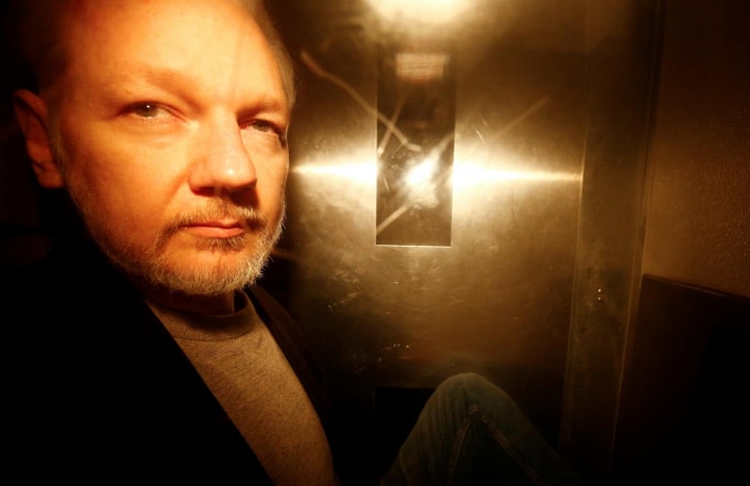 Nhà sáng lập WikiLeaks Julian Assange. Ảnh: Reuters