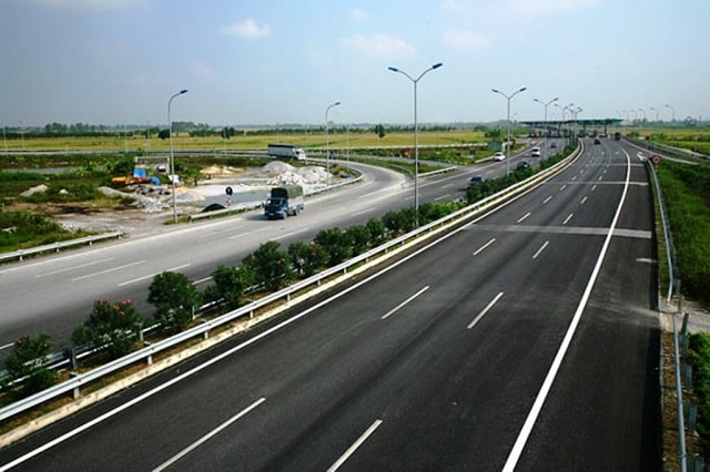 Bộ GTVT kêu gọi đầu tư Dự án xây dựng một số đoạn đường bộ cao tốc trên tuyến Bắc - Nam phía Đông. Ảnh minh họa