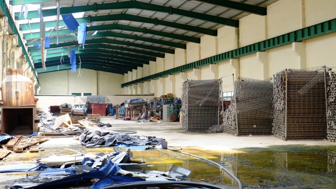 ...nhưng sau thời gian dài bỏ hoang đã xuống cấp, hư hỏng nặng.