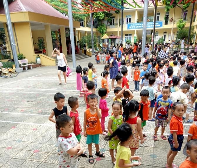 Hà Nội siết chặt tuyển sinh mầm non trái tuyến. Ảnh: Lương Minh