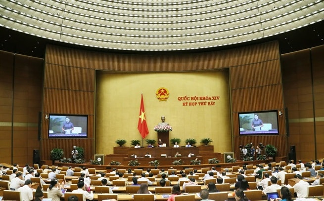 Chủ tịch Quốc hội Nguyễn Thị Kim Ngân điều hành phiên chất vấn và trả lời chất vấn tại kỳ họp.