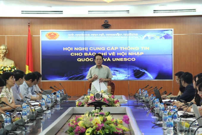 Thứ trưởng Bộ TT&TT Hoàng Vĩnh Bảo phát biểu tại Hội nghị. Ảnh: VGP/Hiền Minh